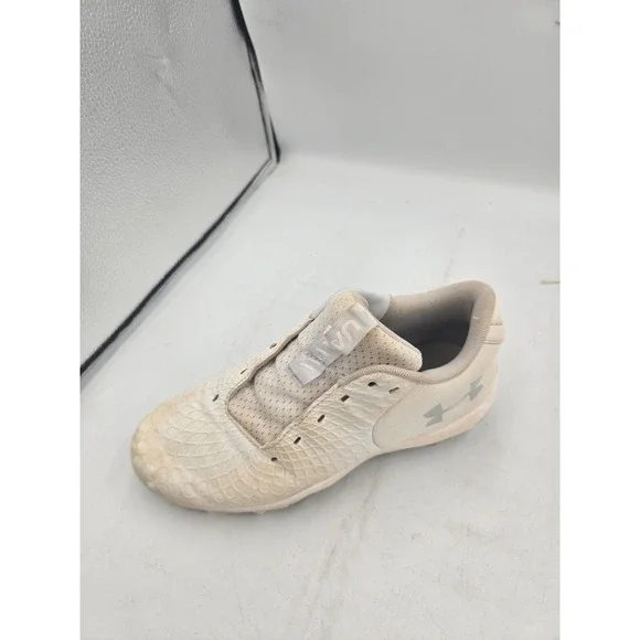 Under Armour 3Y White Baseball Softball Football Soccer Cleats Used - Picture 9 of 16